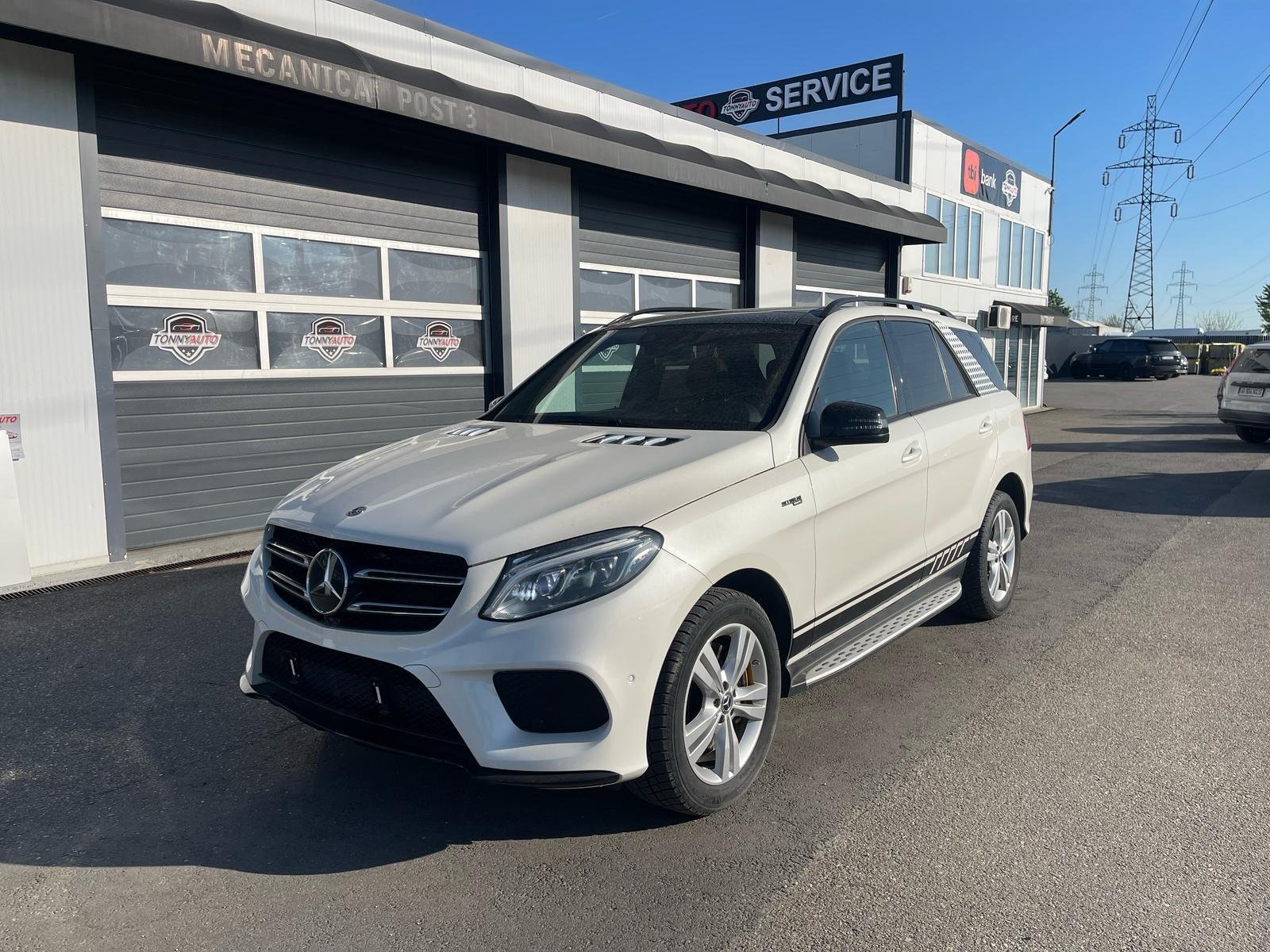 Mercedes-Benz GLE 400 AMG Line – 4-Matic