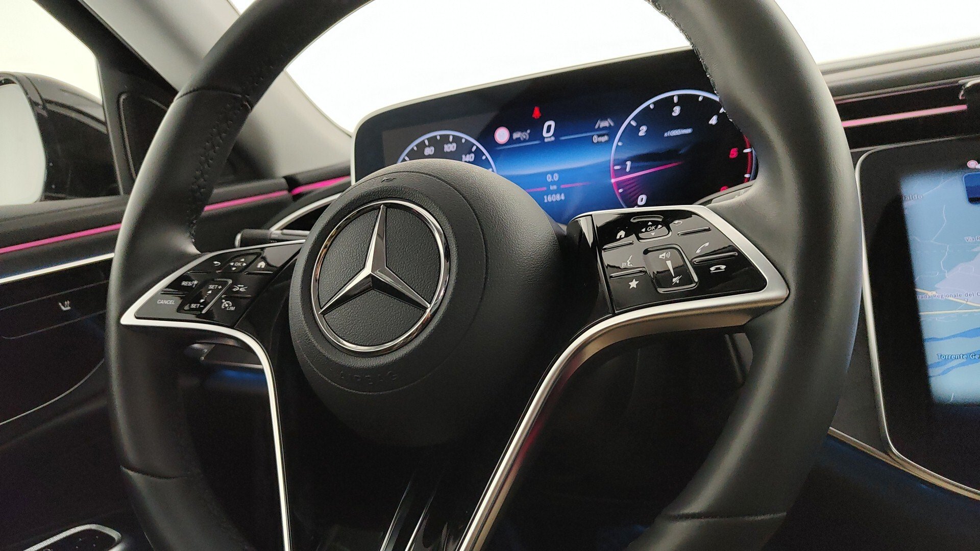 Mercedes-Benz E 220d