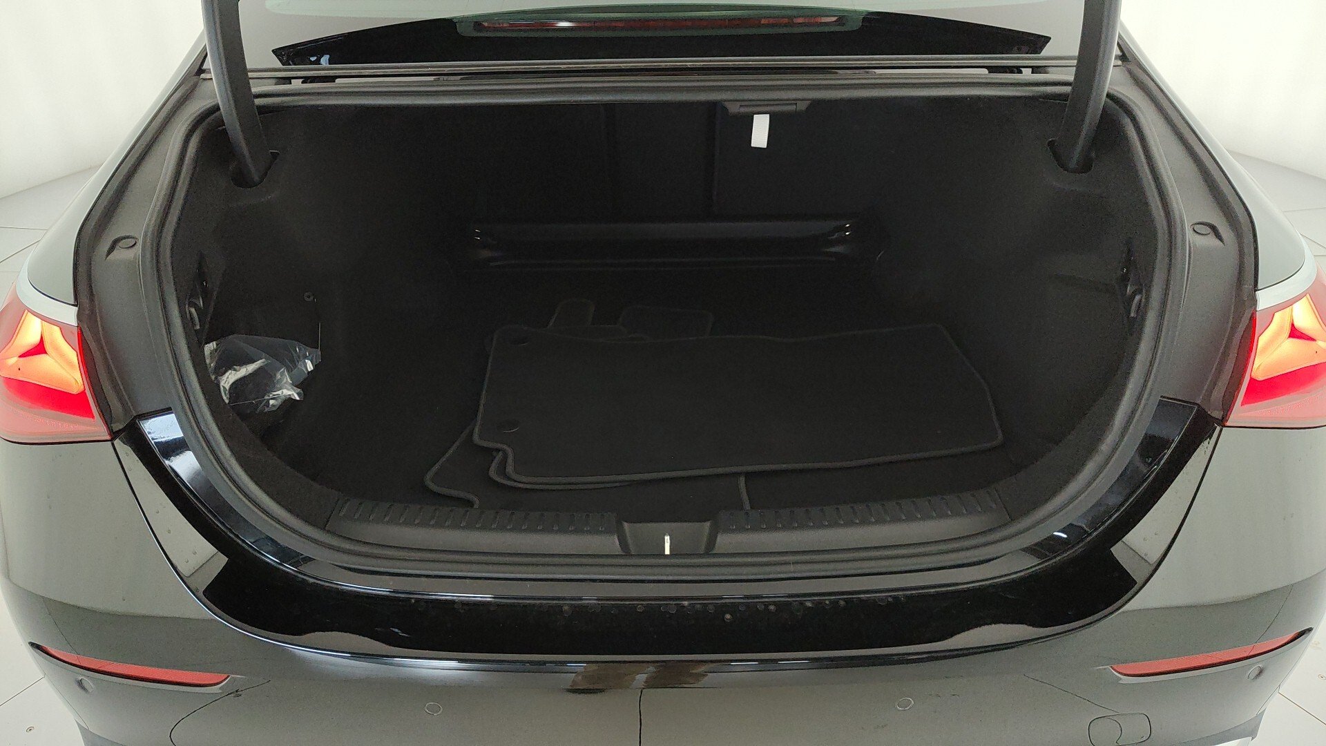 Mercedes-Benz E 220d