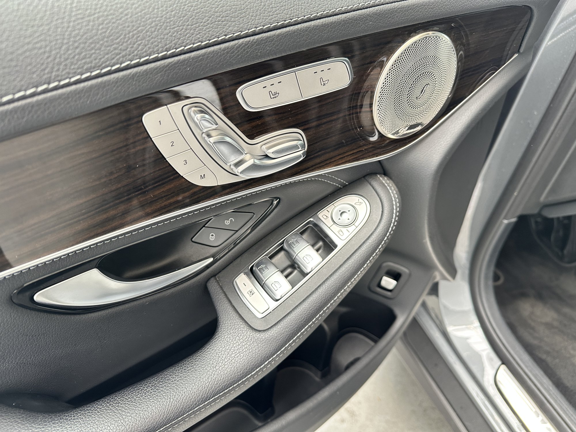 Mercedes-Benz GLC 300de Business Executive – 4-Matic