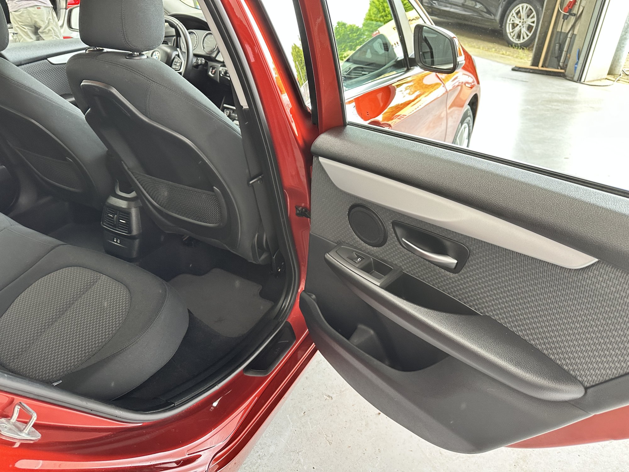 BMW 2 Series Active Tourer 216d Business