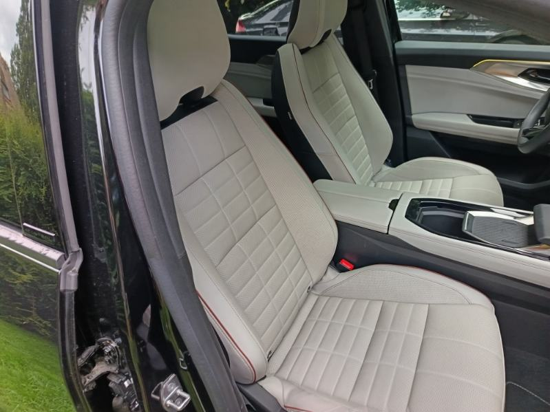 RENAULT Espace E-tech Hybrid 200 Iconic