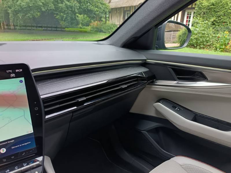 RENAULT Espace E-tech Hybrid 200 Iconic