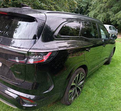 RENAULT Espace E-tech Hybrid 200 Iconic