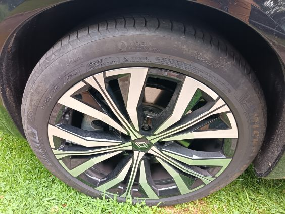 RENAULT Espace E-tech Hybrid 200 Iconic