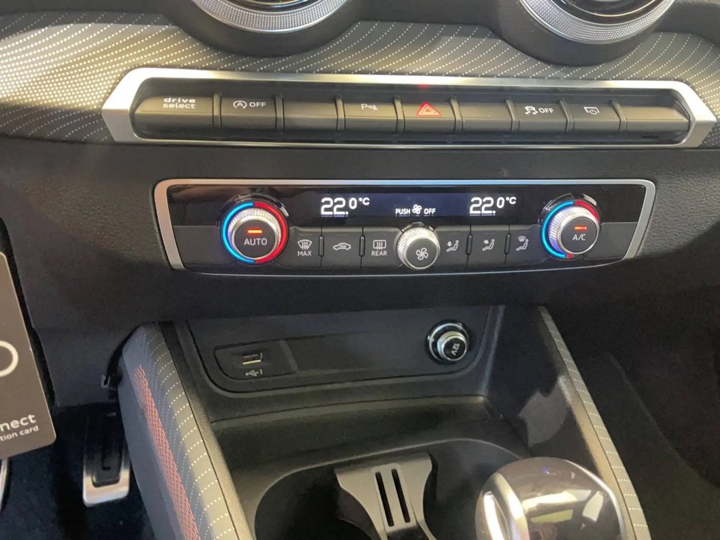 Audi Q2 35 TDI 150ch S-LINE PLUS QUATTRO GARANTIE CONSTRUCTEU