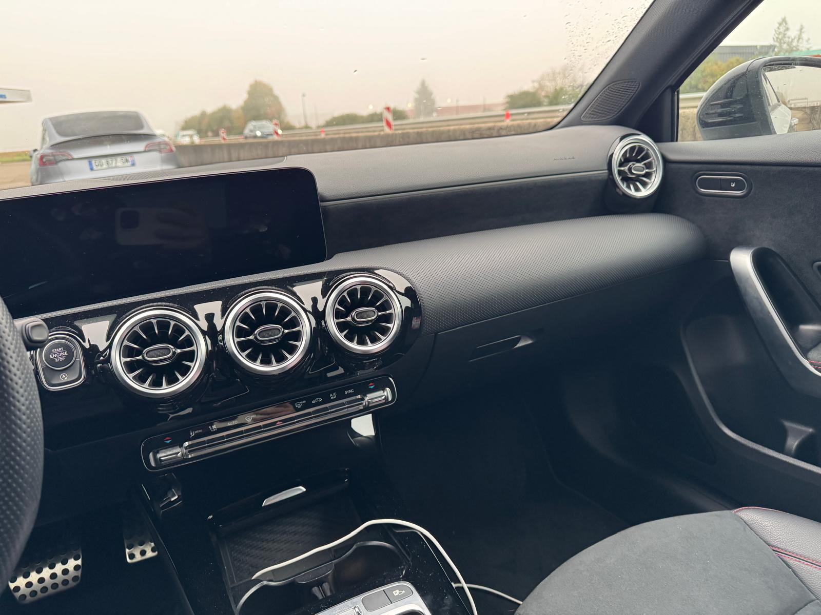 Mercedes Classe A Berline 200 d 150ch Line 8G-DCT AMG GARANTIE CONSTRUCTEUR JUSQU’EN MAI 2026