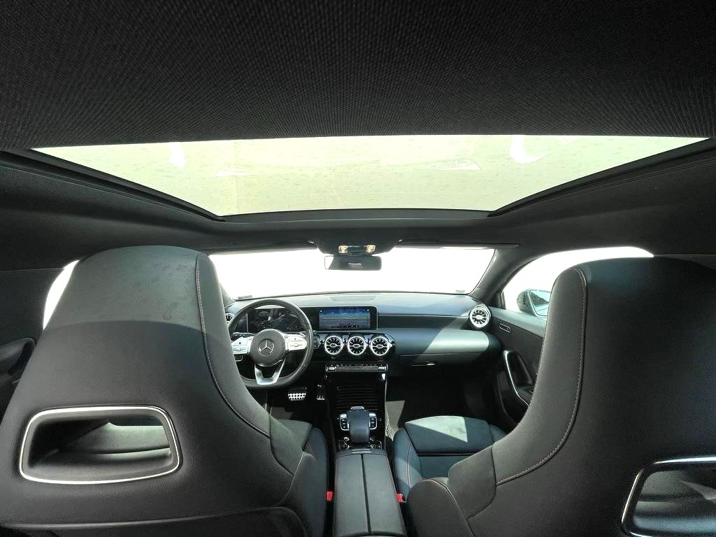 Mercedes-Benz Classe A 200 D Amg Ligne – Toit paro – Pack Premium