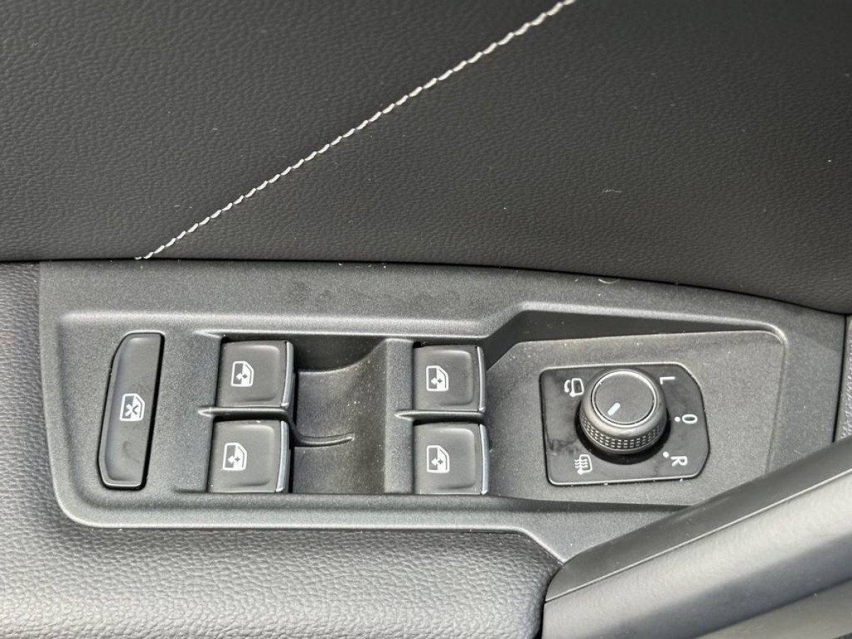 Volkswagen Tiguan 2.0 TDI 150 DSG7 R-Line