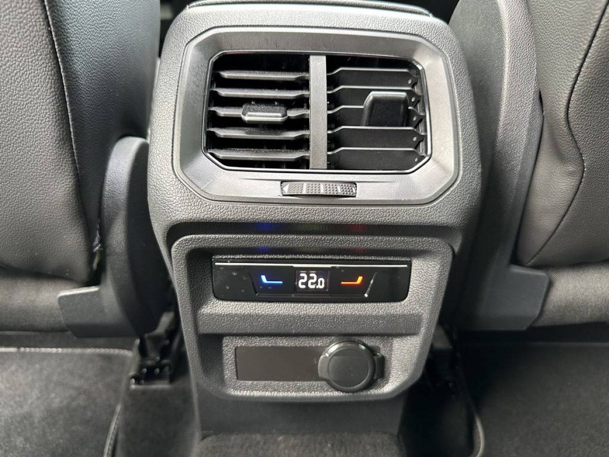 Volkswagen Tiguan 2.0 TDI 150 DSG7 R-Line