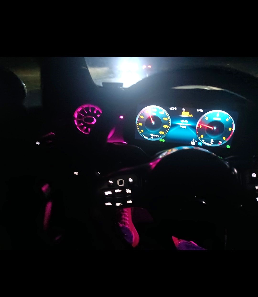 Mercedes-Benz Classe A 200 D Amg Ligne – Toit paro – Pack Premium